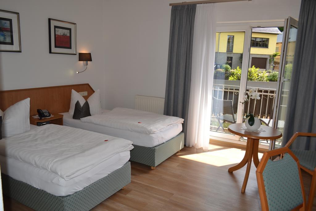 Hotel & Restaurant Zur Linde Freital Eksteriør bilde