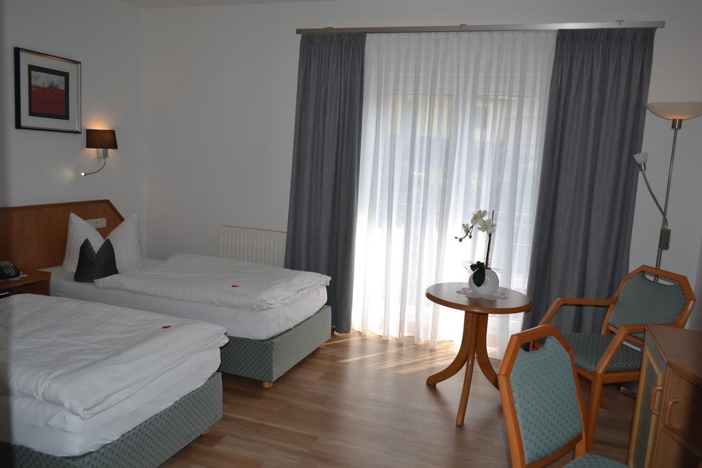 Hotel & Restaurant Zur Linde Freital Eksteriør bilde