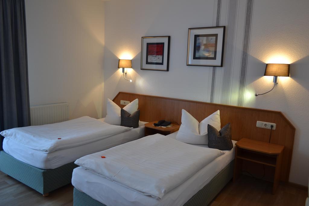 Hotel & Restaurant Zur Linde Freital Eksteriør bilde